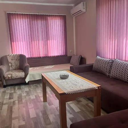 речен шепот Lägenhet *